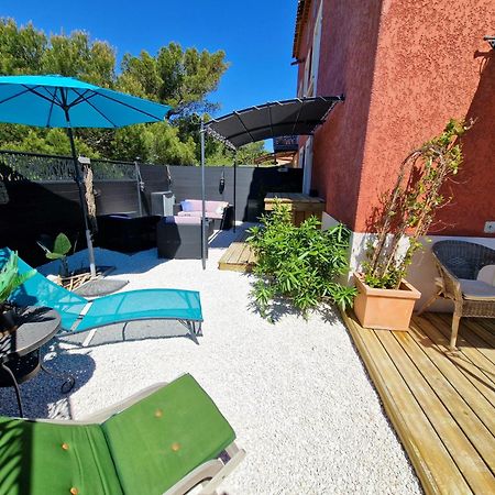 L'Instant Mer - Bord De Mer - Studio Avec Grand Jardin A La Capte Hyeres Bagian luar foto